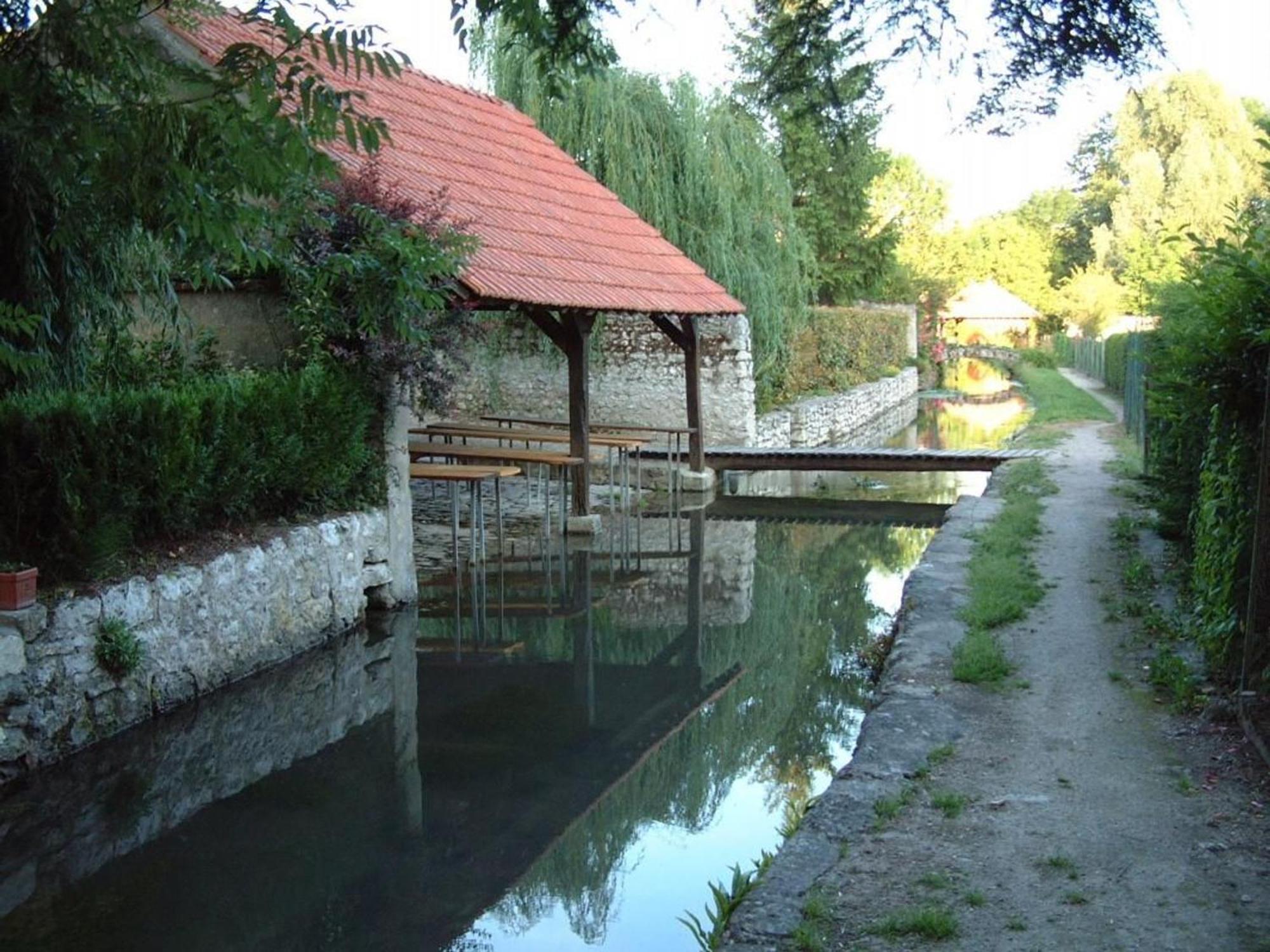 Chambres D'Hotes De Charme Au Pays Des Chateaux Avec Wi-Fi - Fr-1-590-333 Tavers Zewnętrze zdjęcie